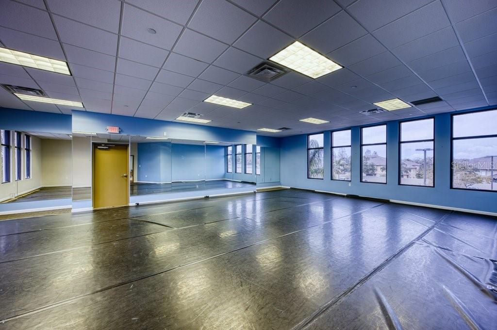 Image 6 of 19 For 8200 66th Street N 1