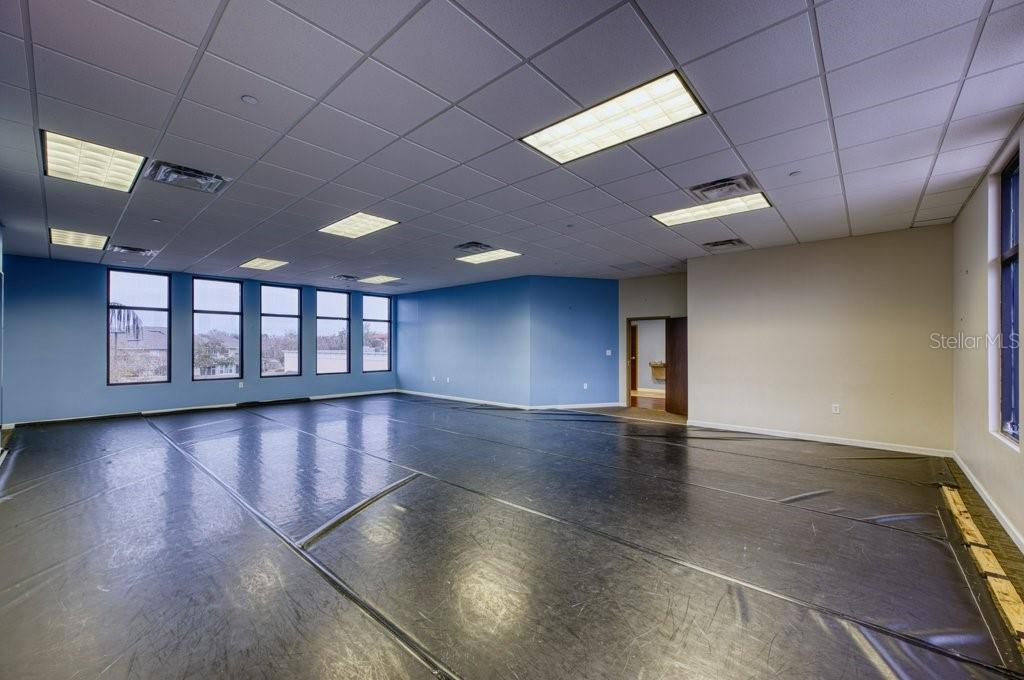 Image 7 of 19 For 8200 66th Street N 1