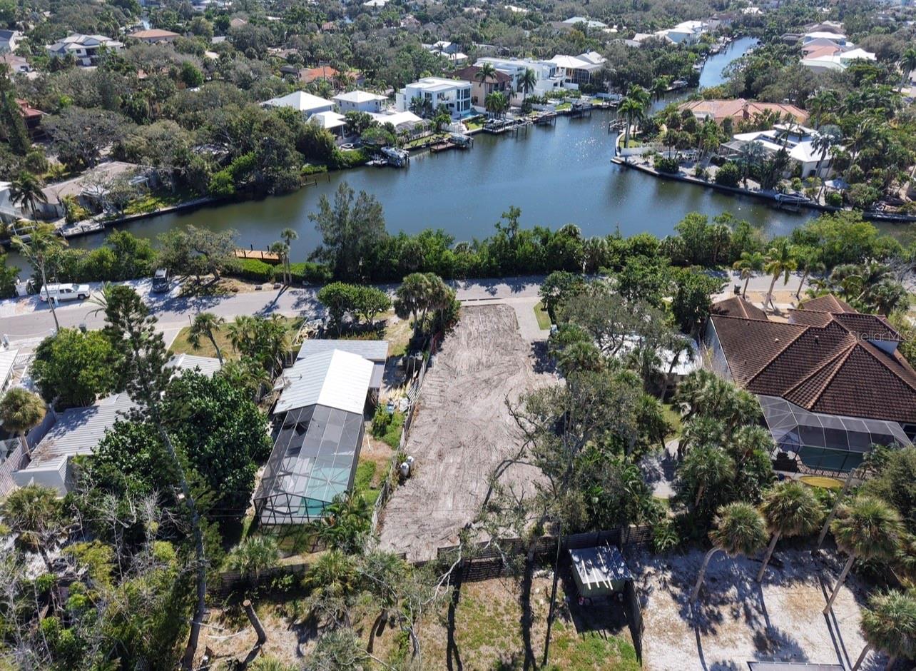 Image 14 of 19 For 671 Avenida Del Norte