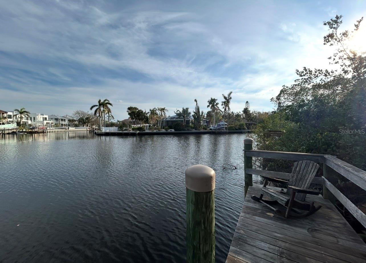 Image 5 of 19 For 671 Avenida Del Norte