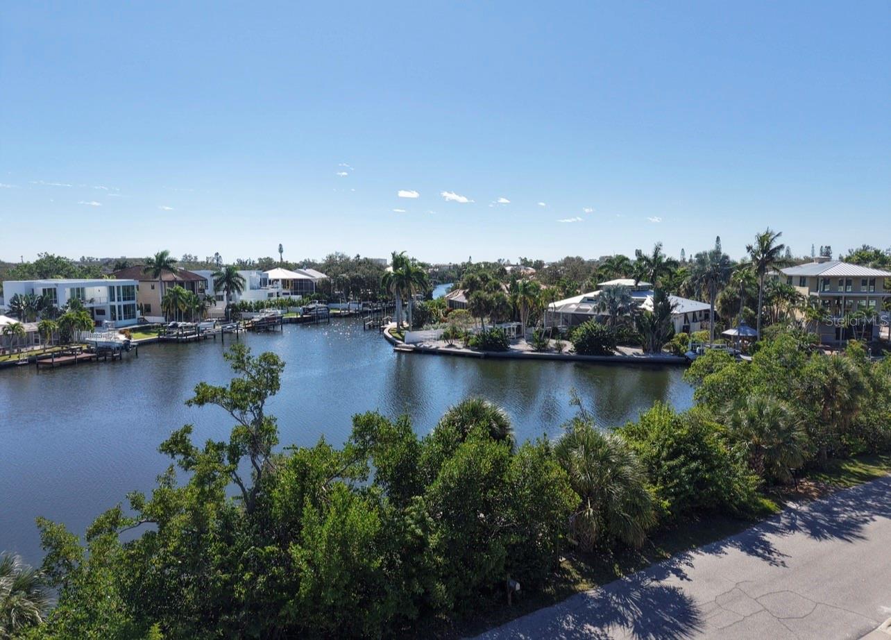 Image 7 of 19 For 671 Avenida Del Norte