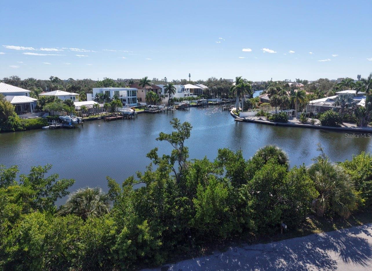 Image 8 of 19 For 671 Avenida Del Norte