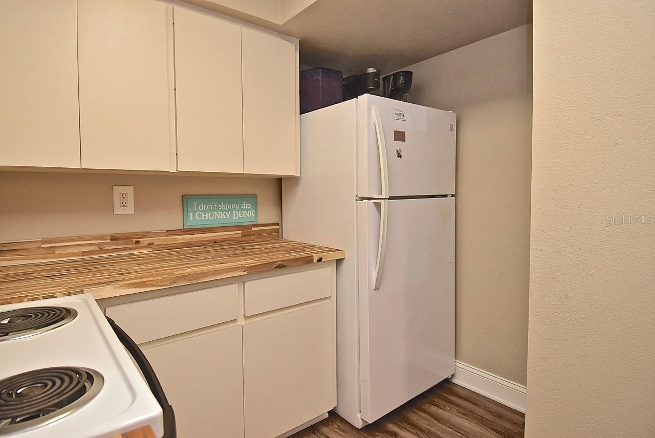 Image 10 of 32 For 2121 Wood Street 201