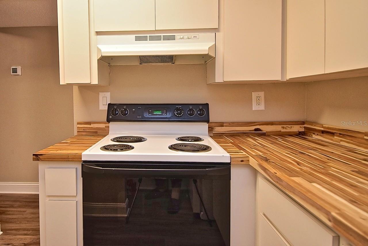 Image 11 of 32 For 2121 Wood Street 201