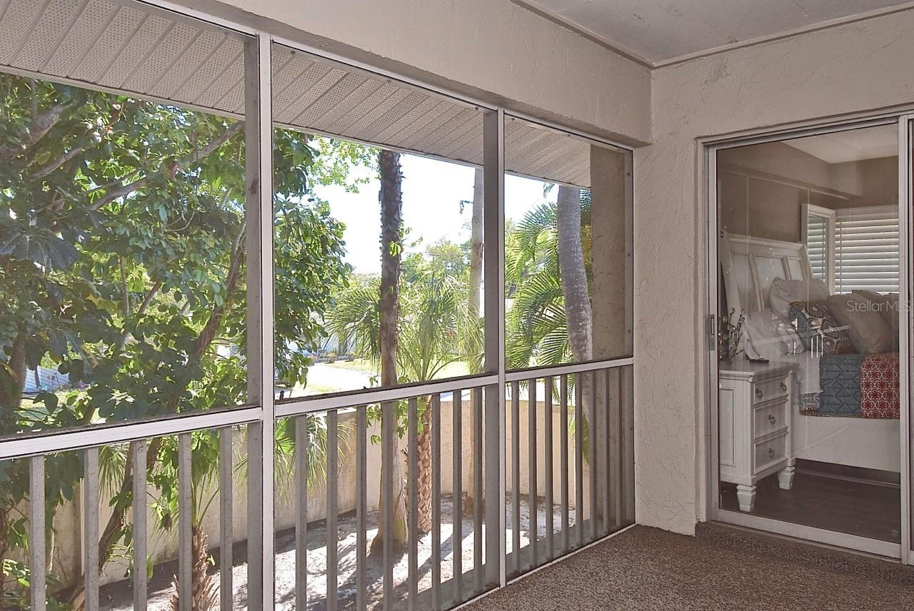 Image 12 of 32 For 2121 Wood Street 201