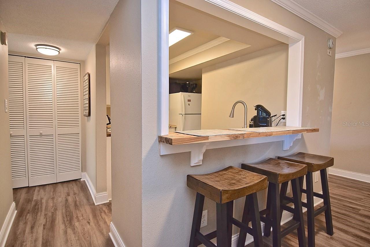 Image 18 of 32 For 2121 Wood Street 201