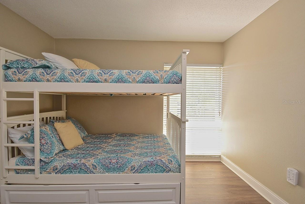 Image 20 of 32 For 2121 Wood Street 201