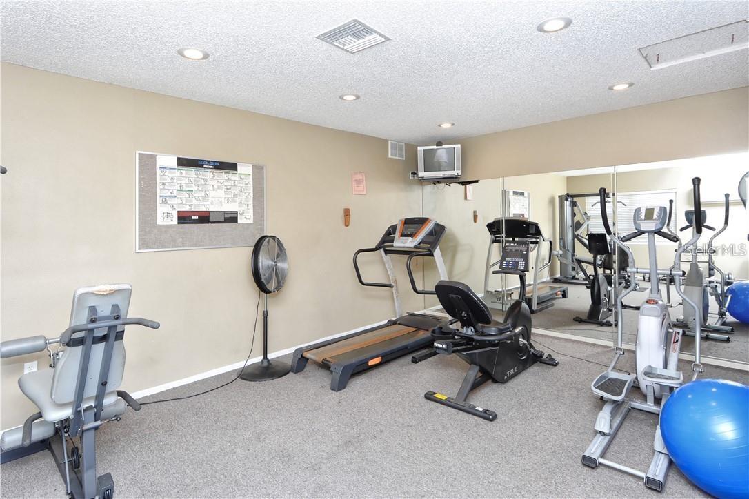 Image 28 of 32 For 2121 Wood Street 201