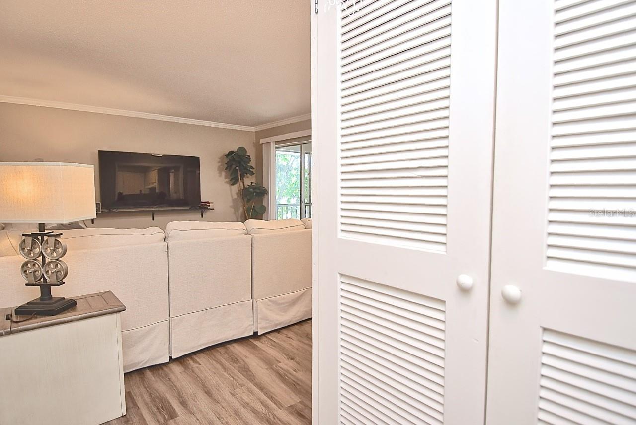 Image 3 of 32 For 2121 Wood Street 201