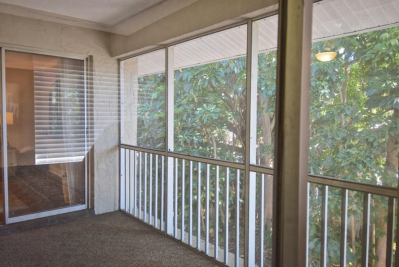 Image 8 of 32 For 2121 Wood Street 201