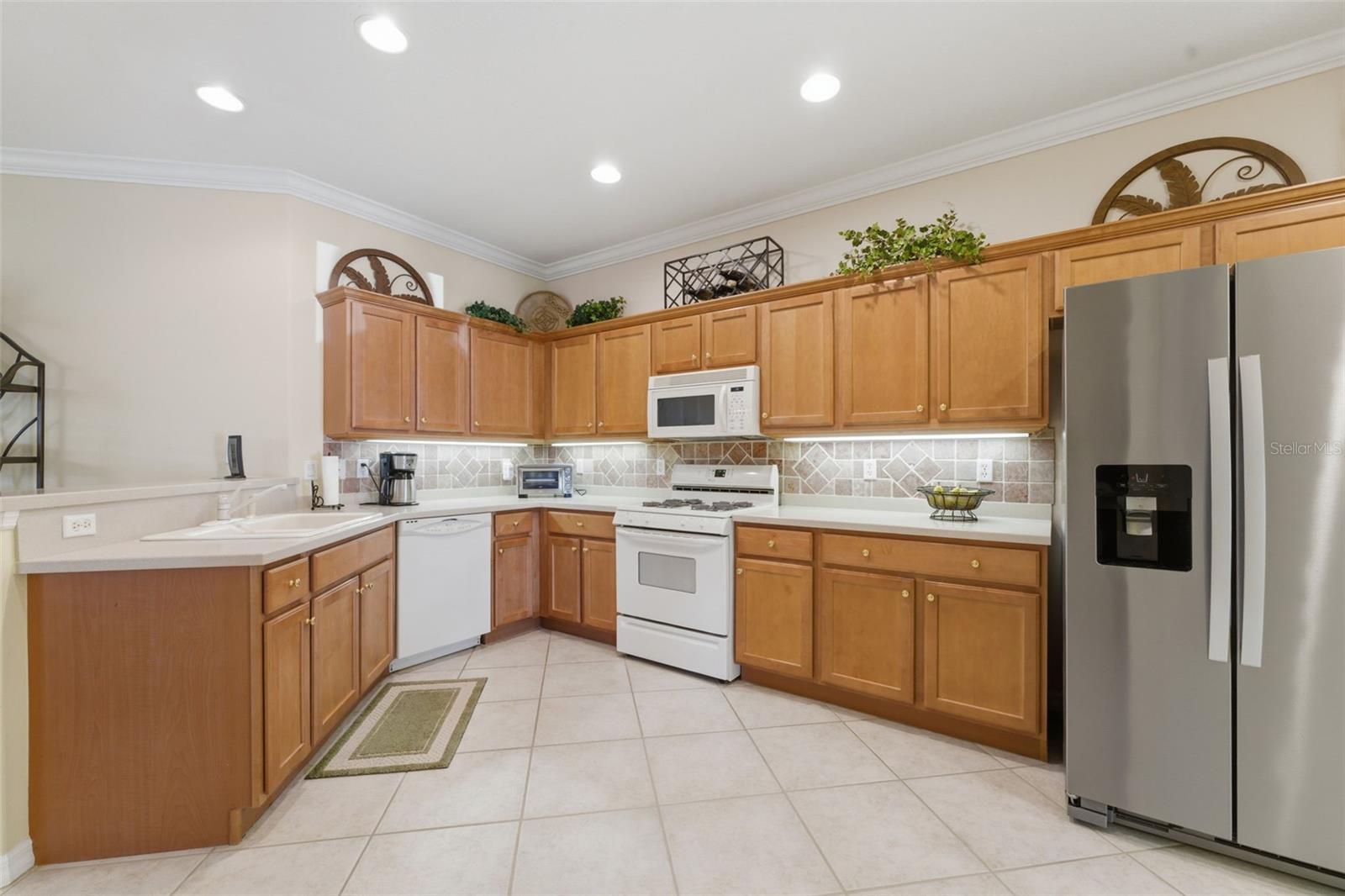 Image 9 of 26 For 4924 Whispering Oaks Drive