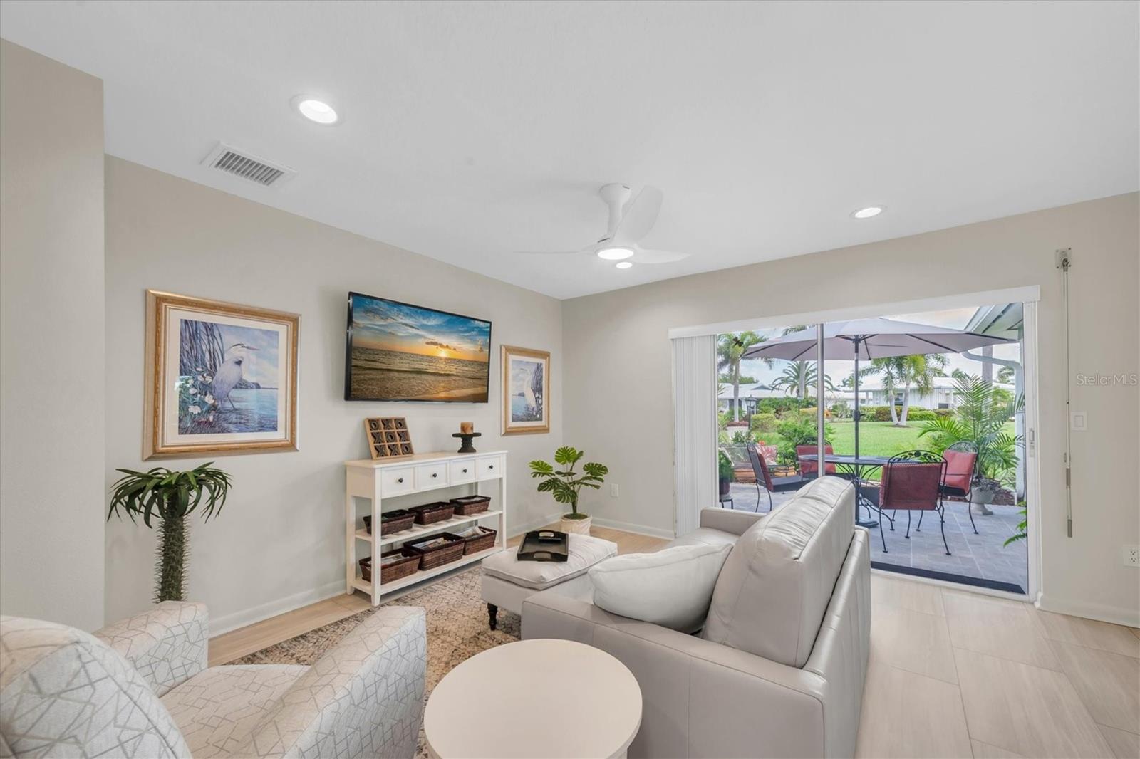 Image 17 of 48 For 7410 9th Avenue W 7410