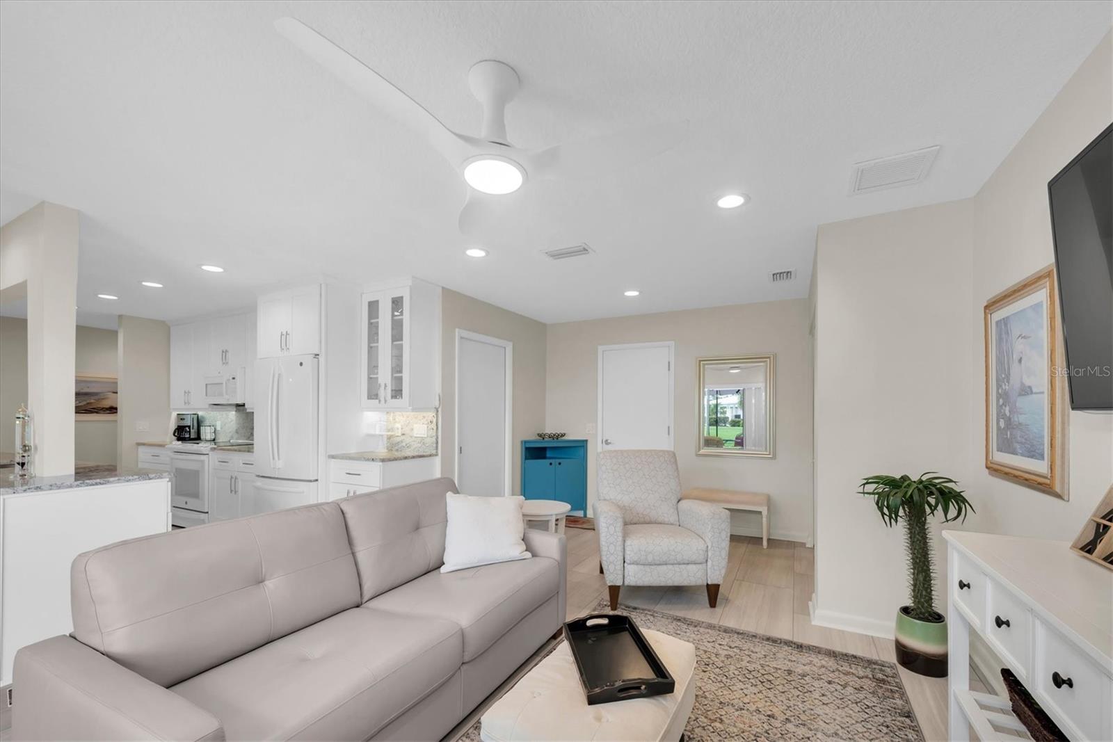 Image 18 of 48 For 7410 9th Avenue W 7410