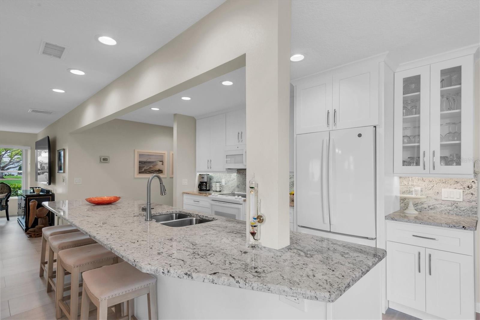 Image 8 of 48 For 7410 9th Avenue W 7410