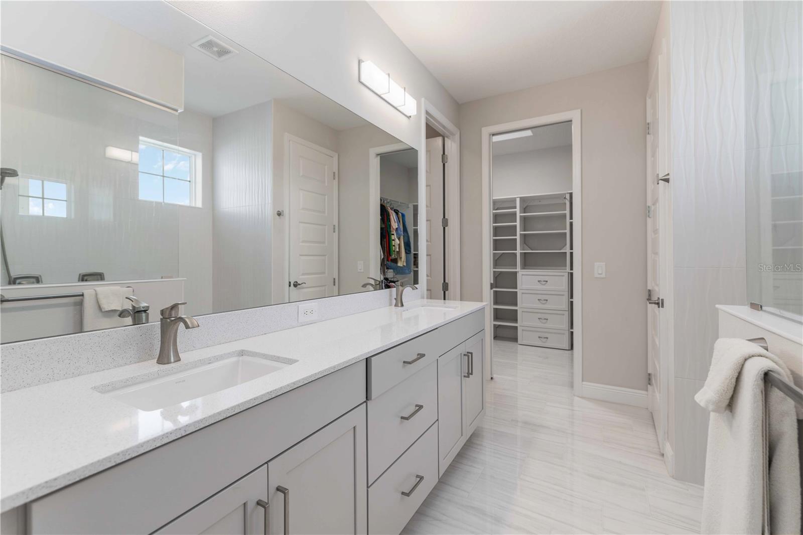 Image 29 of 50 For 993 Crosswind Avenue