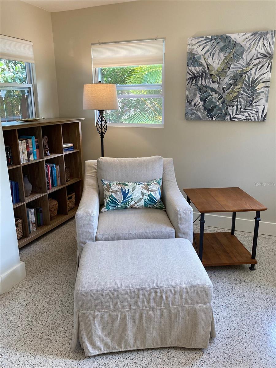 Image 11 of 45 For 1415 School Avenue