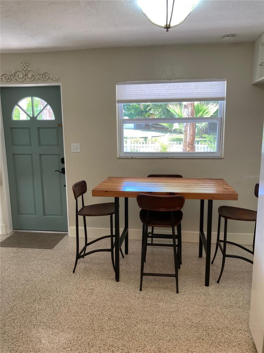 Image 15 of 45 For 1415 School Avenue