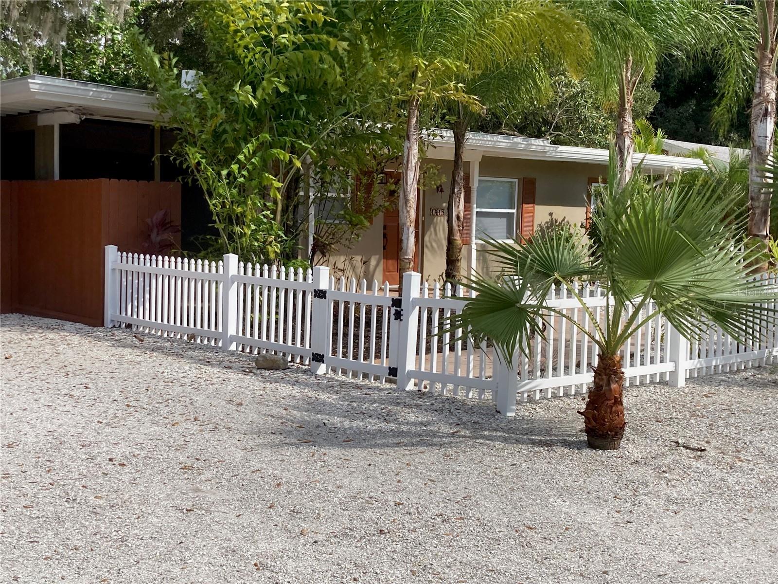 Image 7 of 45 For 1415 School Avenue