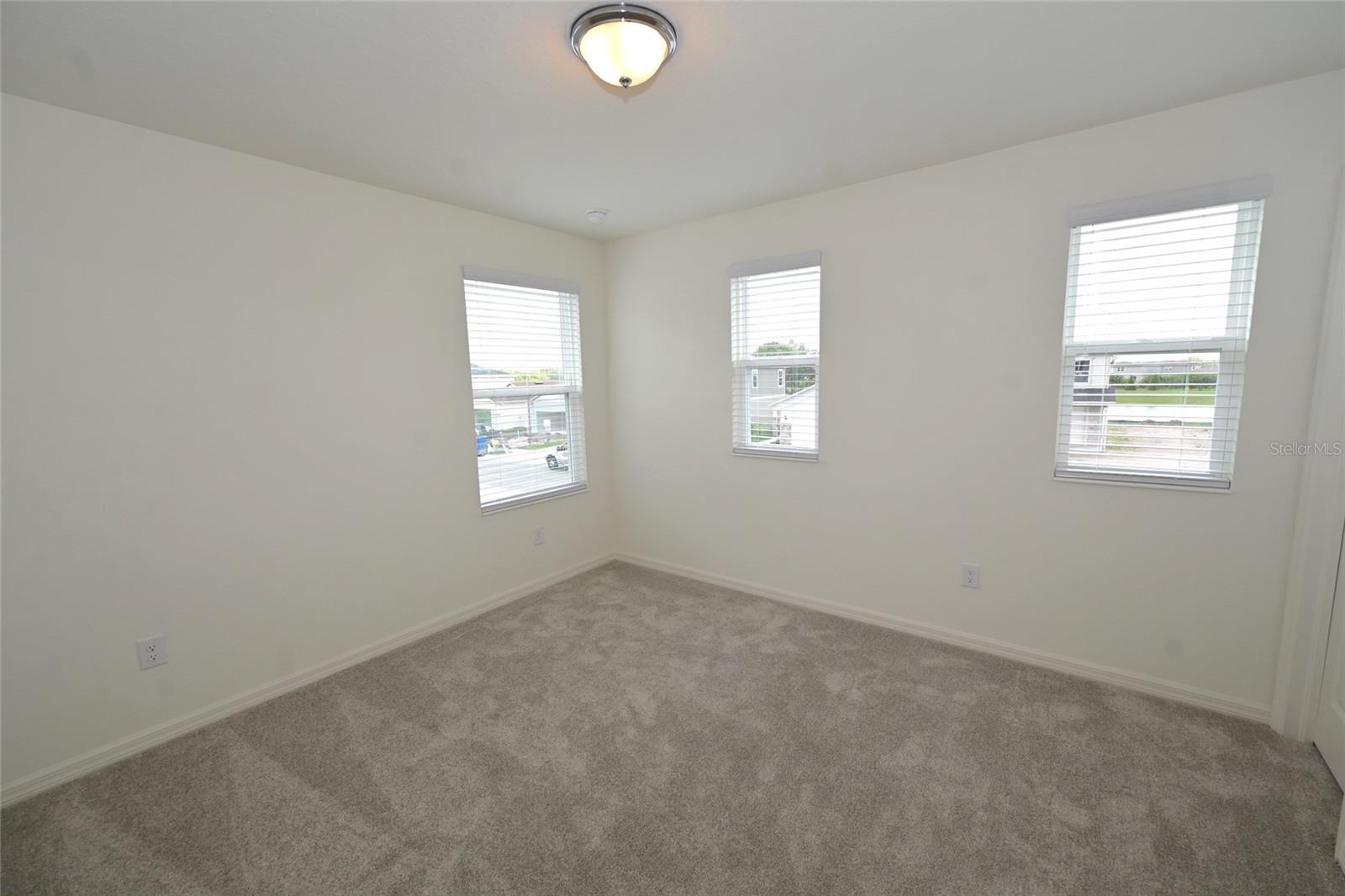 Image 11 of 25 For 9533 Sandy Bluffs Circle