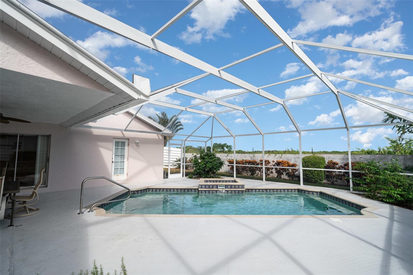 Image 18 of 23 For 4817 61st Avenue Drive W