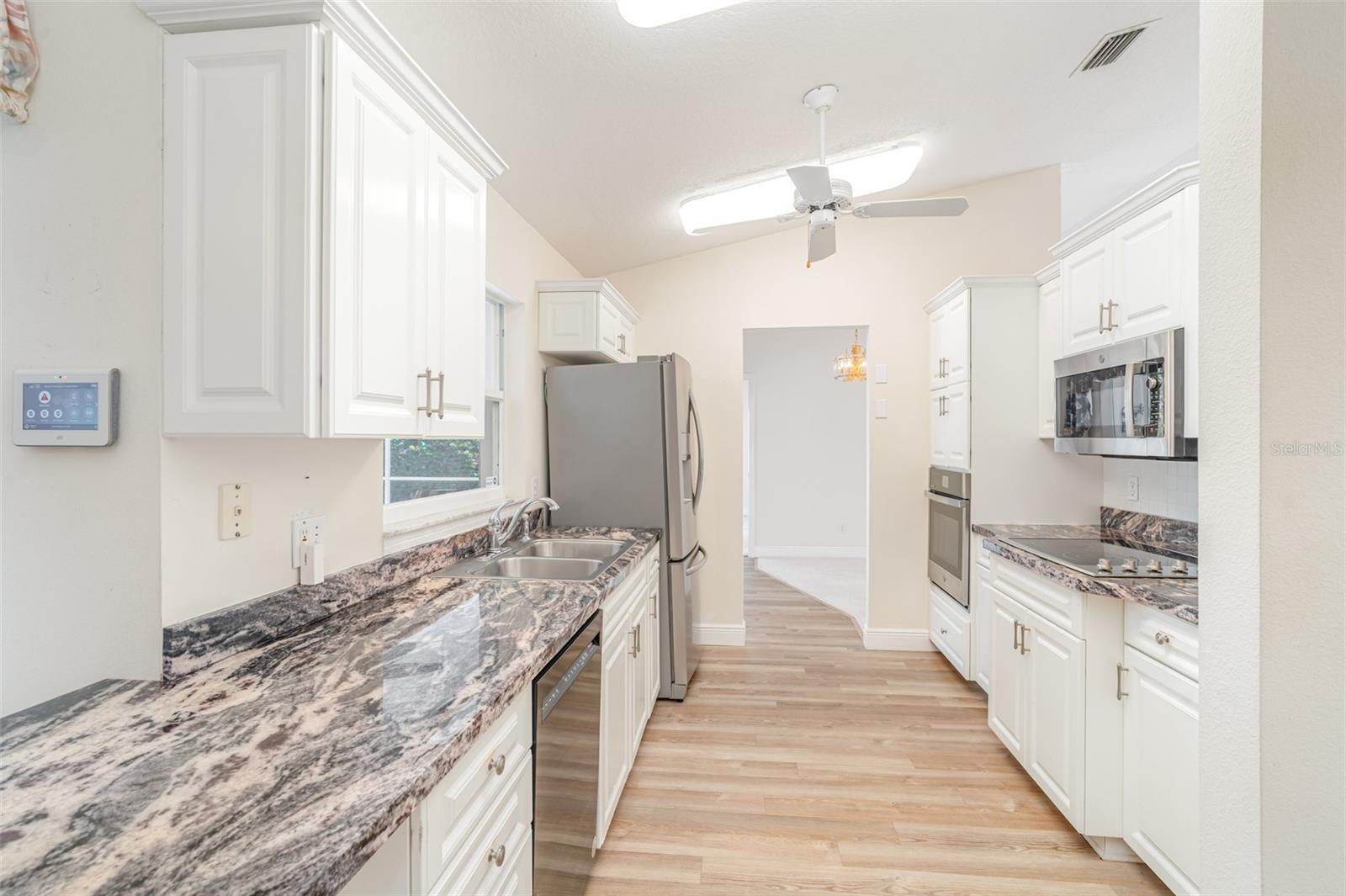 Image 4 of 23 For 4817 61st Avenue Drive W