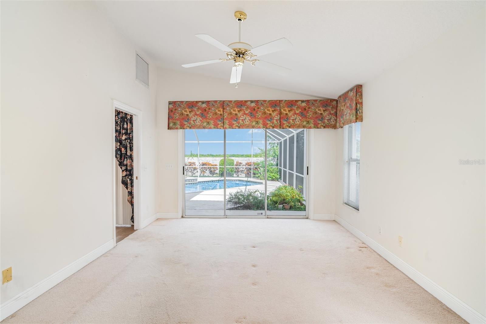 Image 8 of 23 For 4817 61st Avenue Drive W