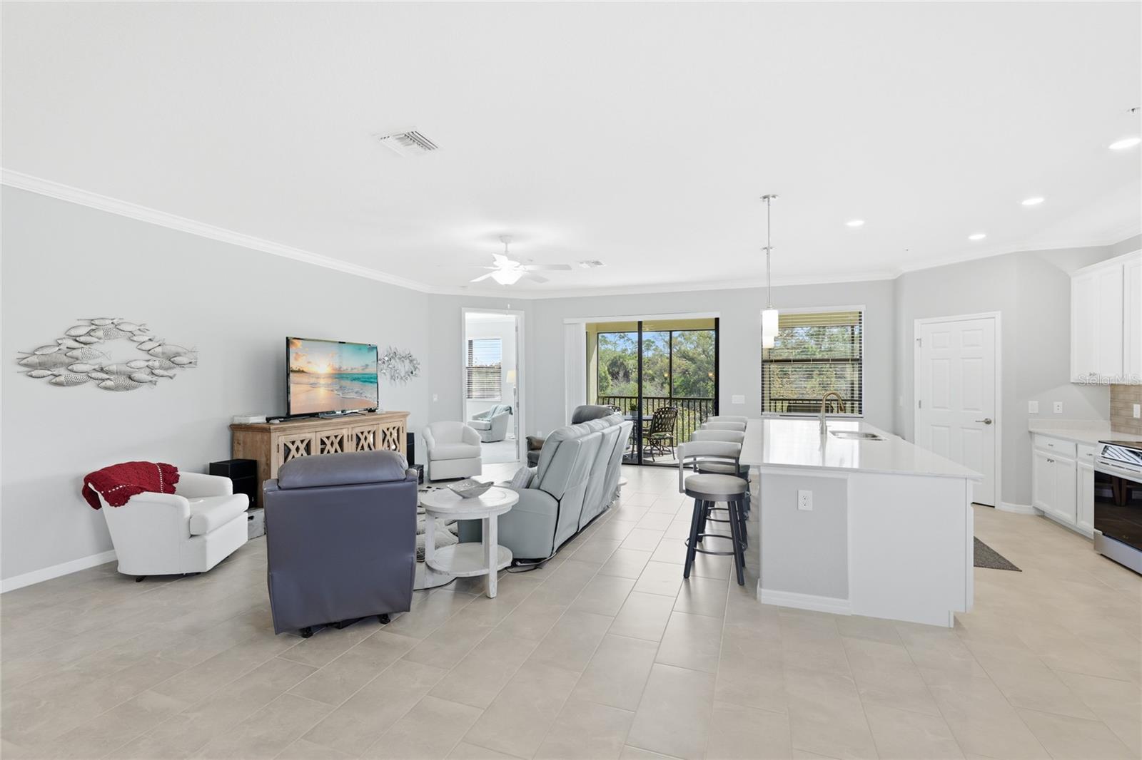 Image 6 of 51 For 12450 Ghiberti Cir 202