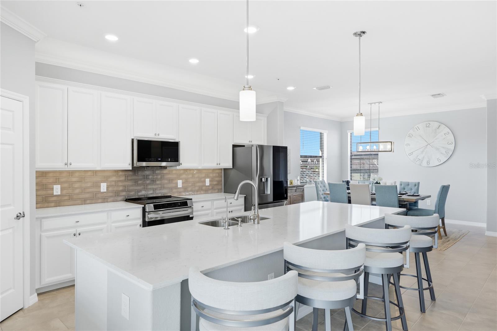 Image 9 of 51 For 12450 Ghiberti Cir 202