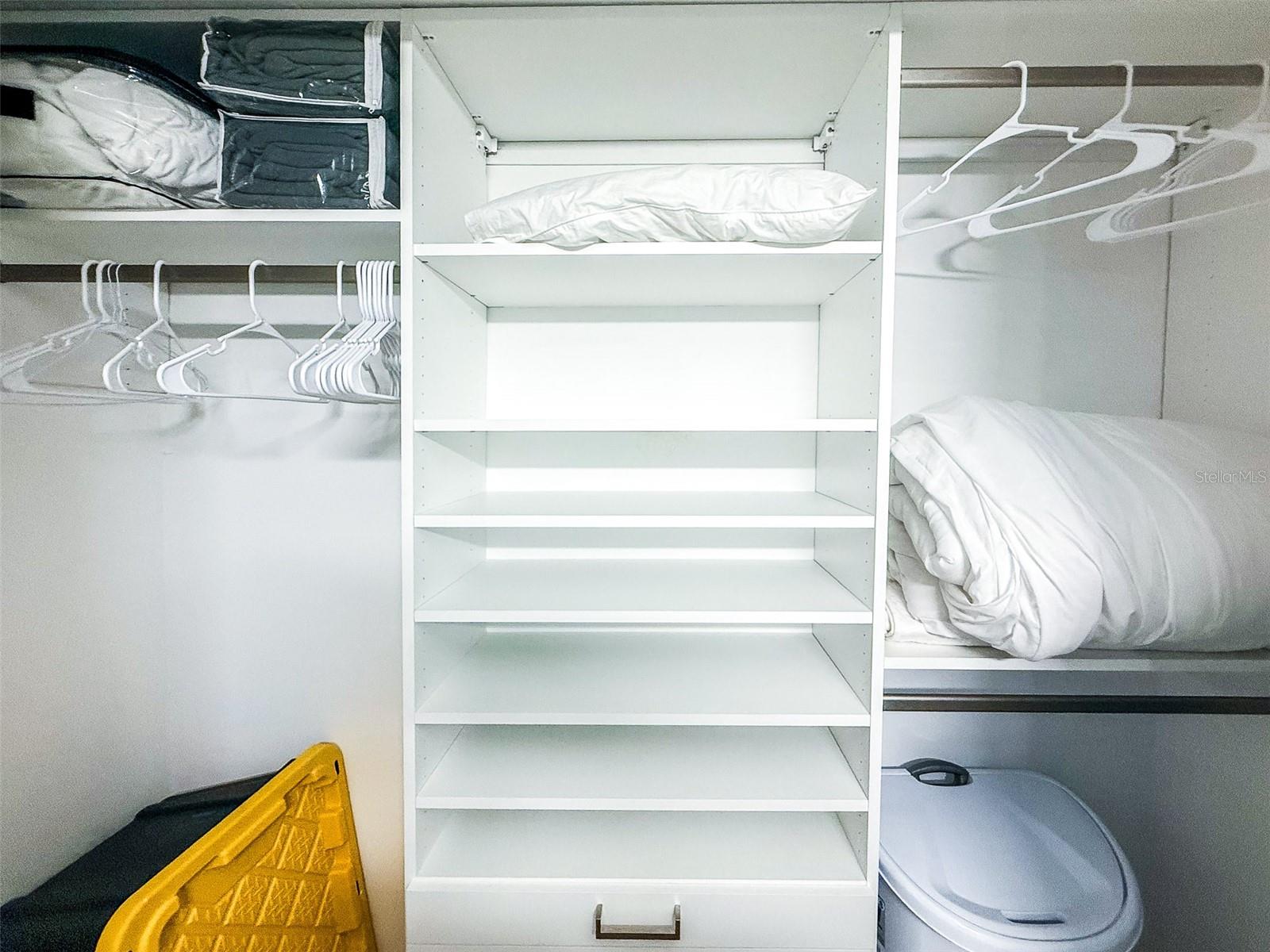 Image 26 of 29 For 845 Benjamin Franklin Drive 202