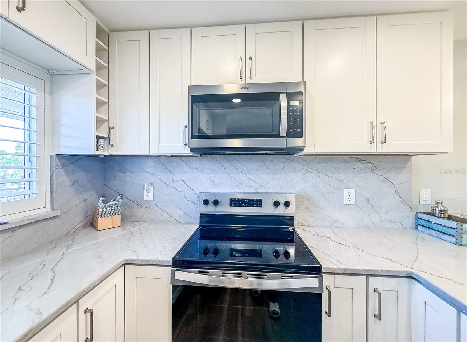 Image 8 of 29 For 845 Benjamin Franklin Drive 202