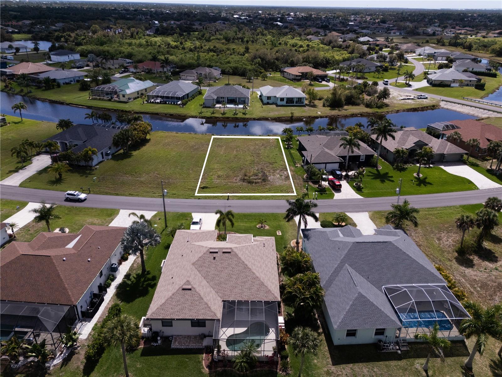 Details for 134 White Marsh Lane, ROTONDA WEST, FL 33947