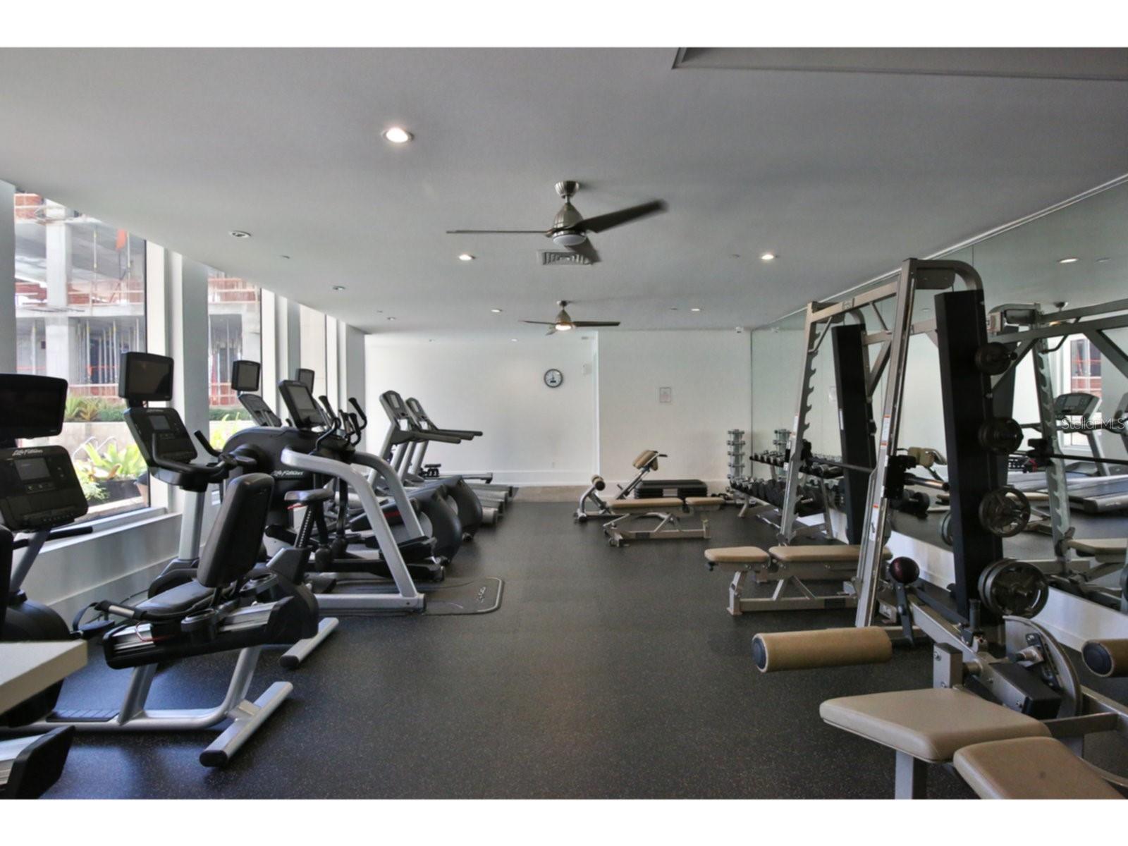 Image 16 of 22 For 1350 Main Street 204