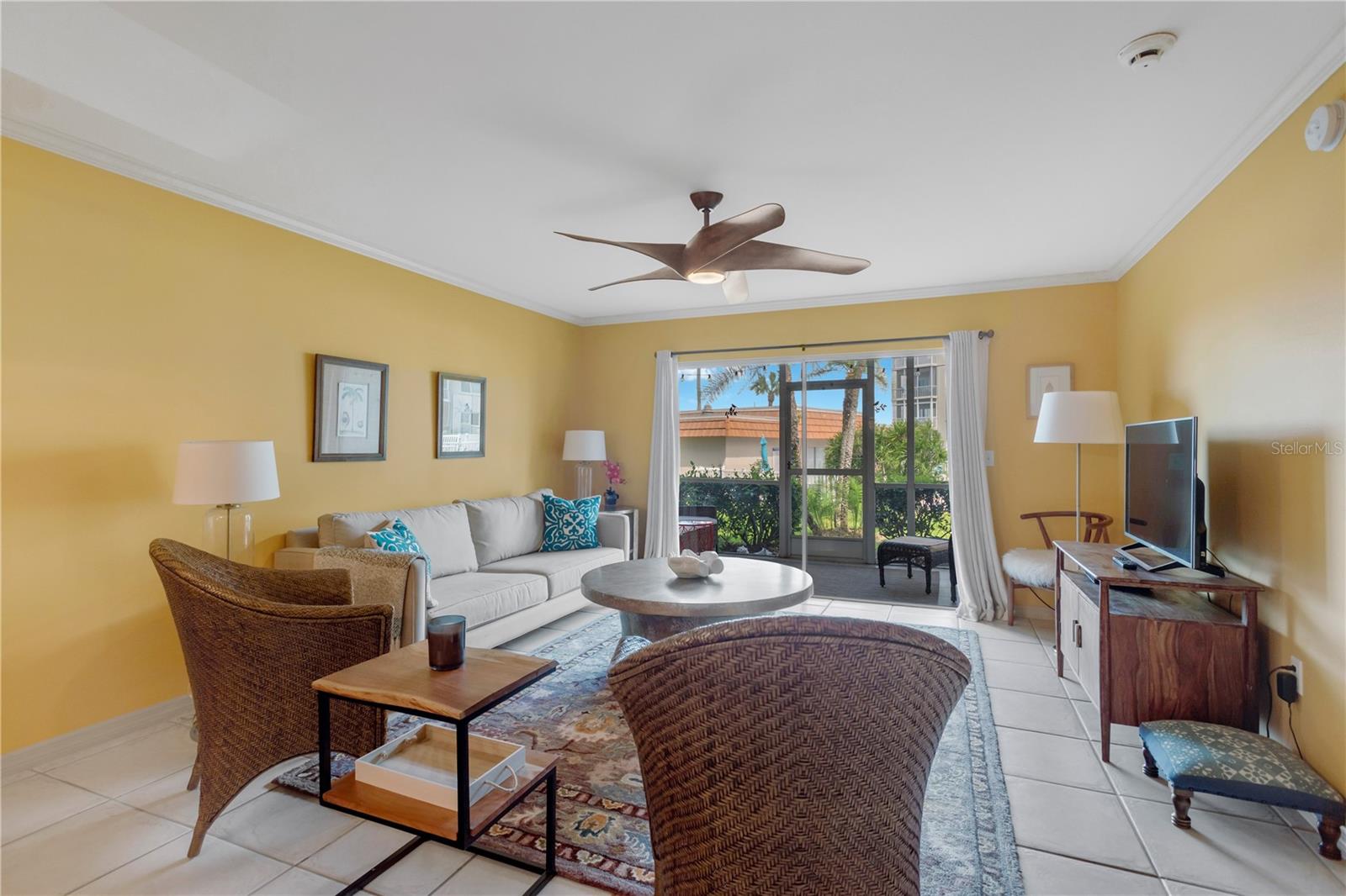 Image 12 of 52 For 1650 1st Avenue W 106b