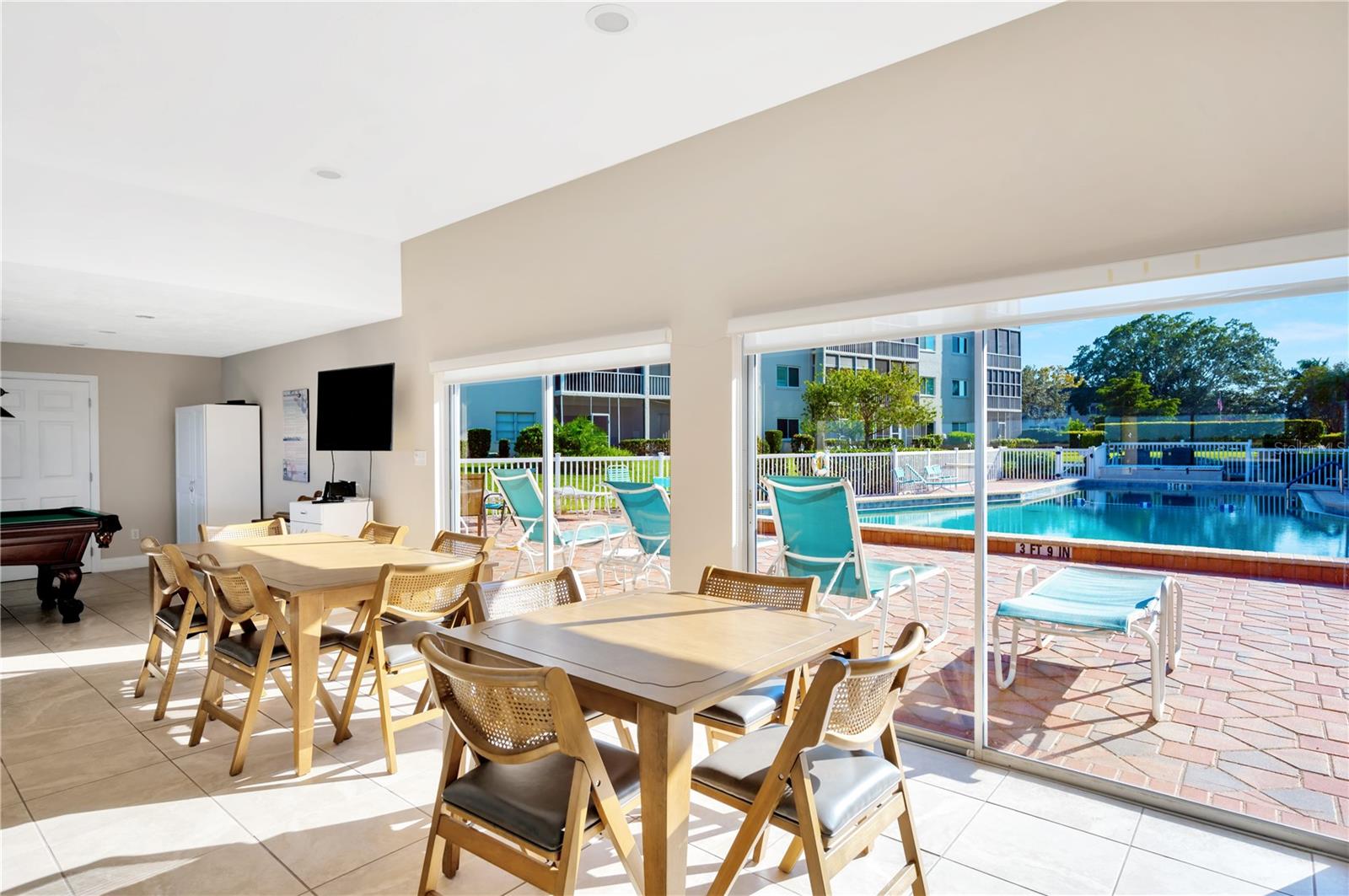 Image 32 of 52 For 1650 1st Avenue W 106b