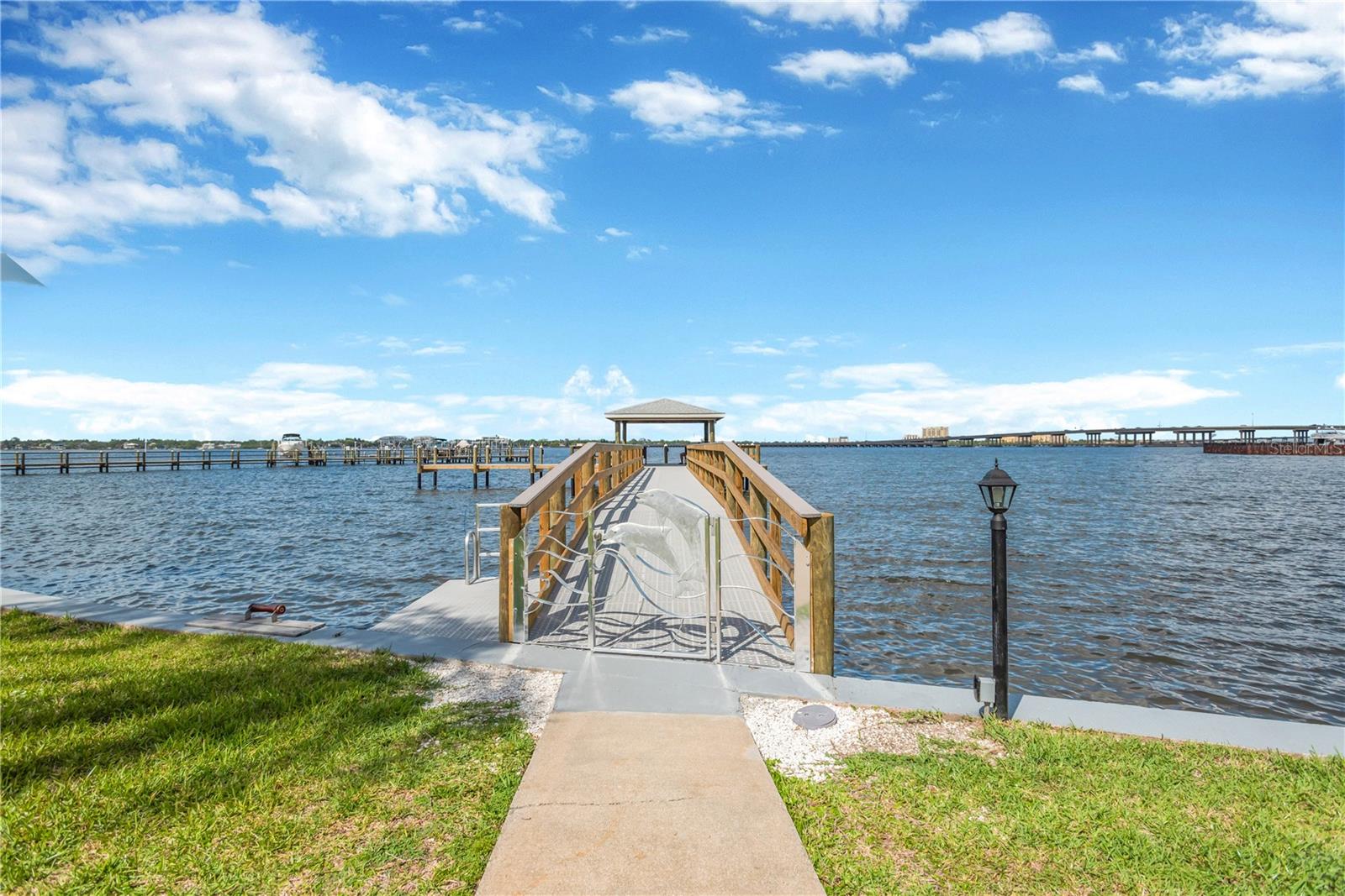 Image 35 of 52 For 1650 1st Avenue W 106b