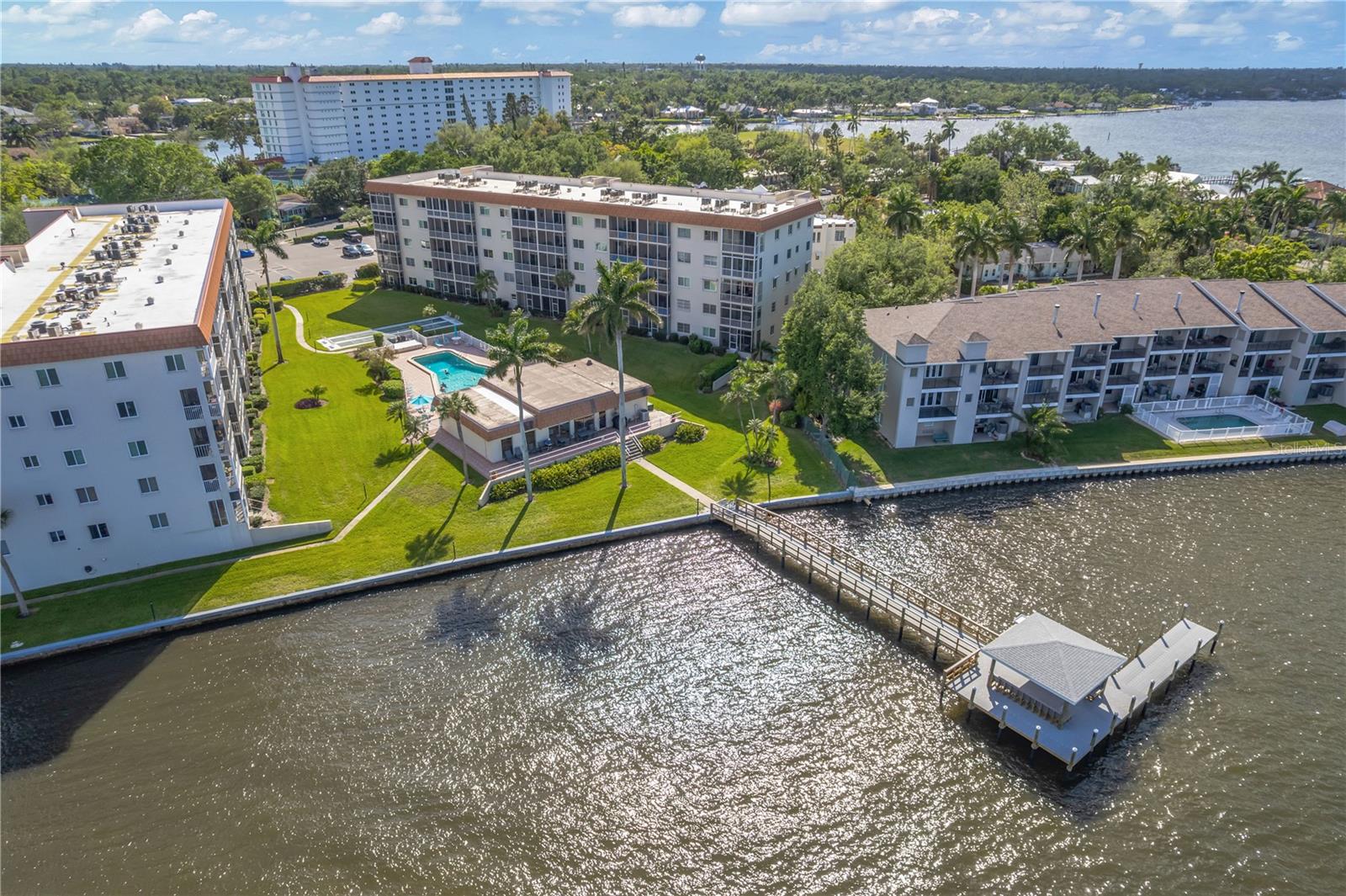 Image 47 of 52 For 1650 1st Avenue W 106b