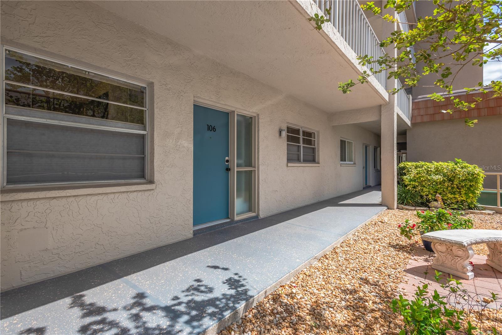 Image 5 of 52 For 1650 1st Avenue W 106b