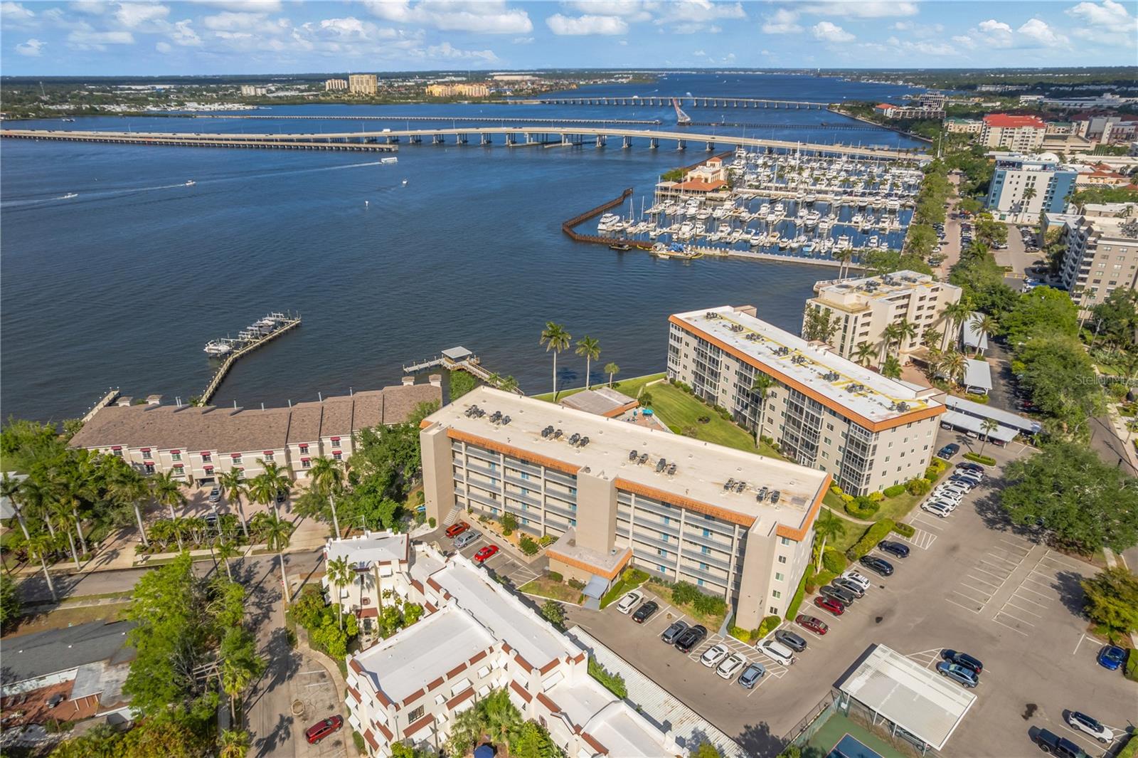 Image 50 of 52 For 1650 1st Avenue W 106b