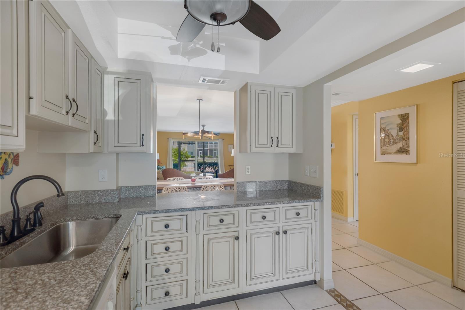 Image 9 of 52 For 1650 1st Avenue W 106b