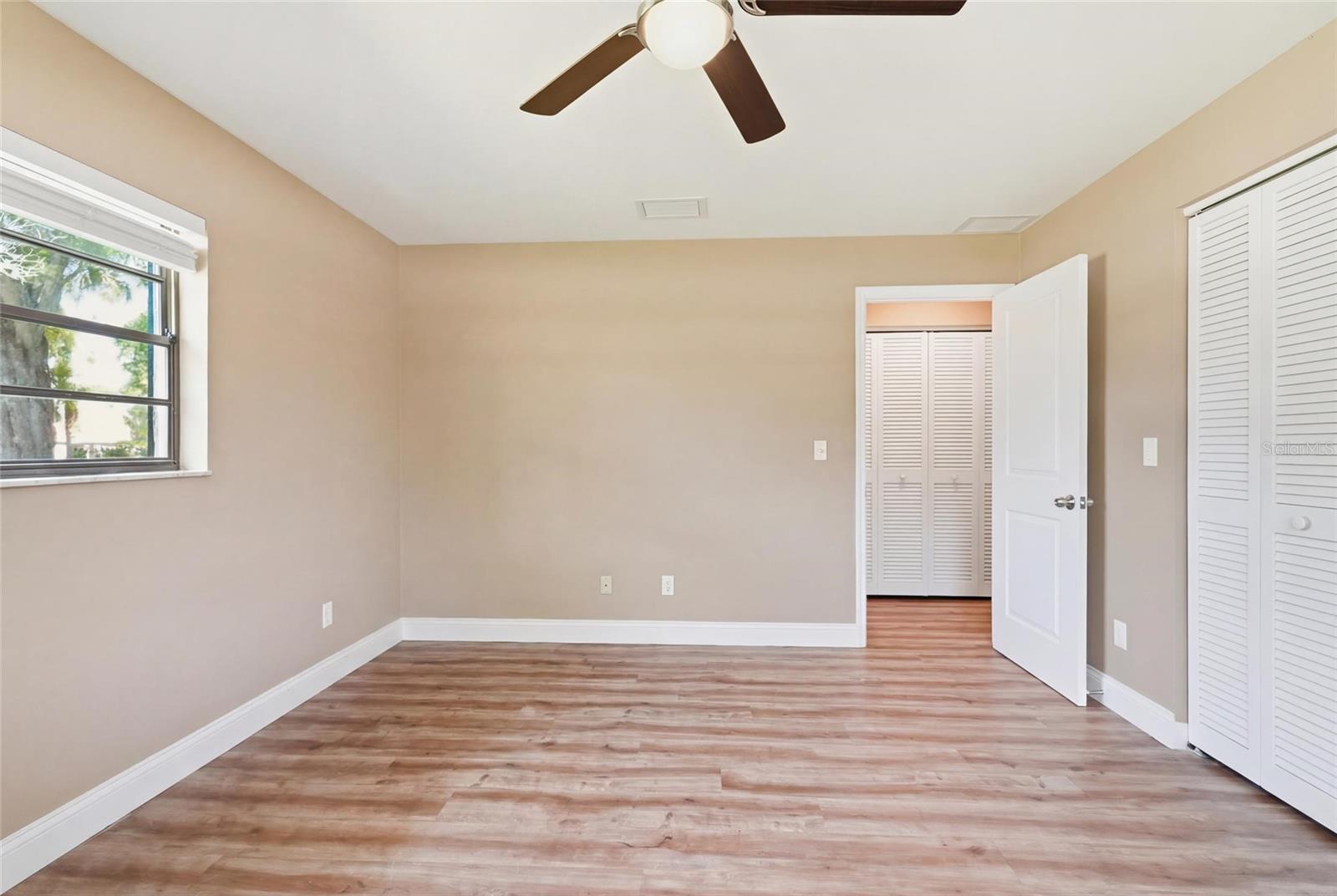 Image 28 of 35 For 7101 Fairway Bend Circle