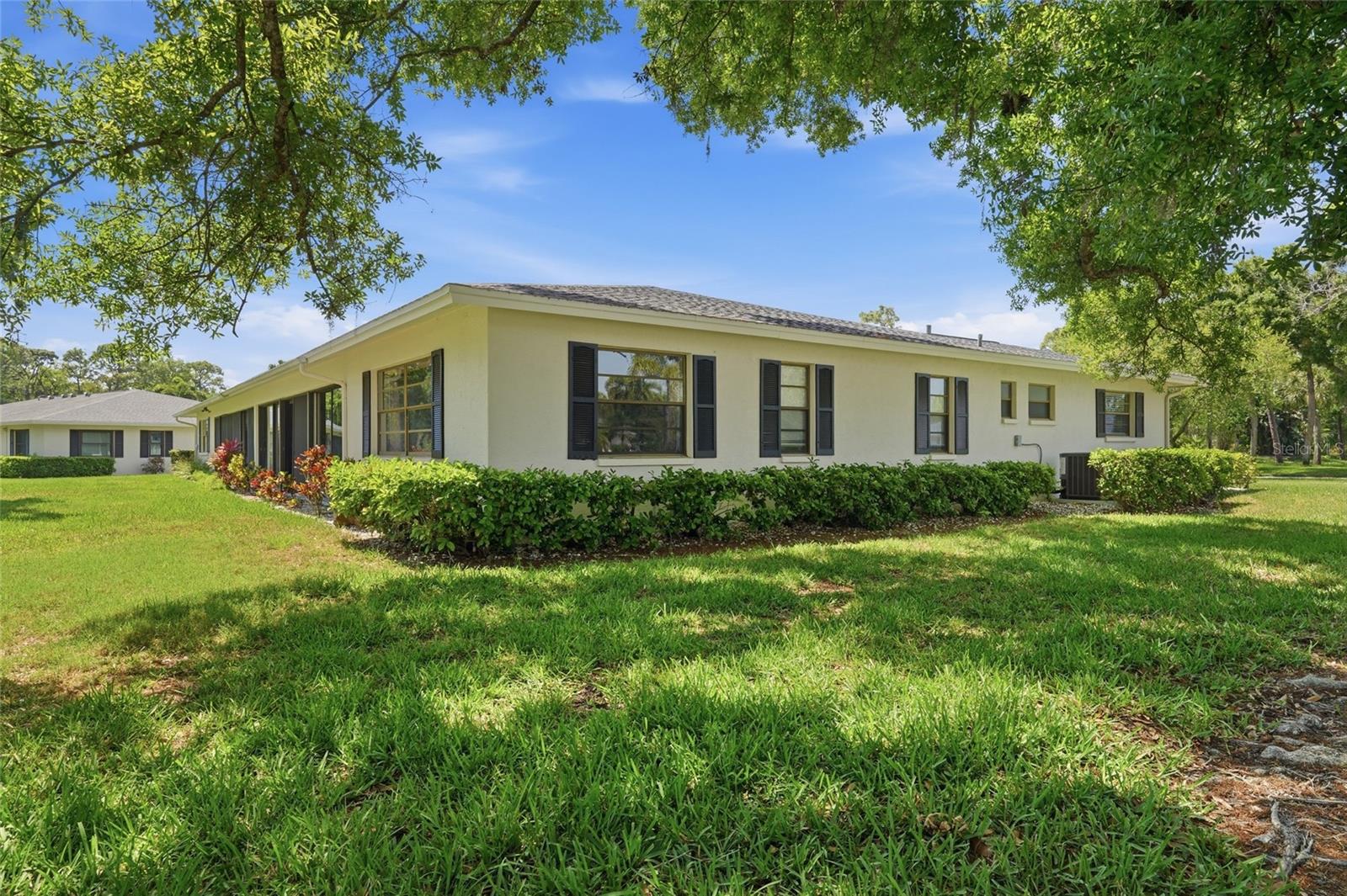 Image 33 of 35 For 7101 Fairway Bend Circle