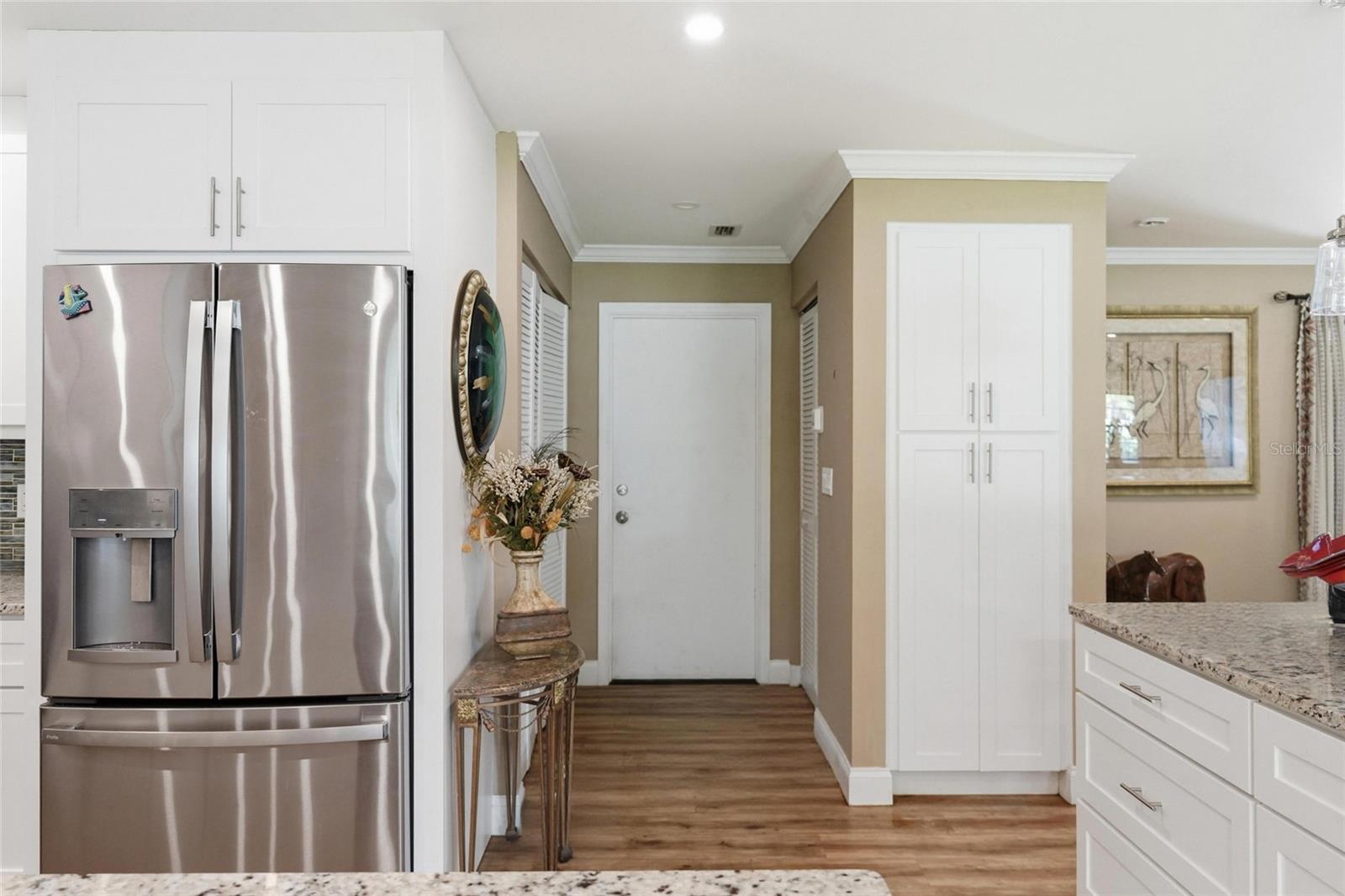 Image 6 of 35 For 7101 Fairway Bend Circle