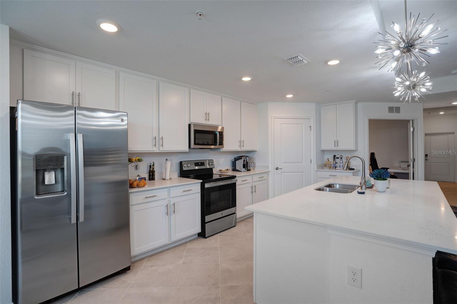 Image 12 of 25 For 12440 Wellen Golf Street 105