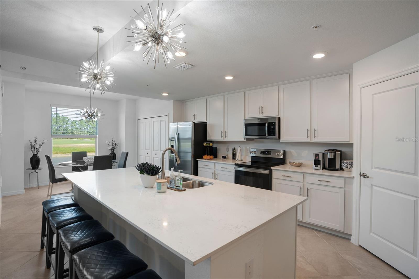 Image 13 of 25 For 12440 Wellen Golf Street 105