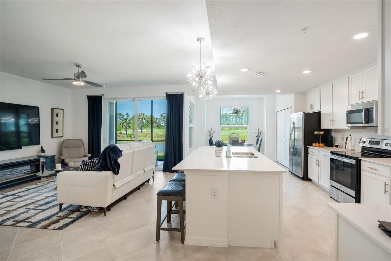 Image 15 of 25 For 12440 Wellen Golf Street 105