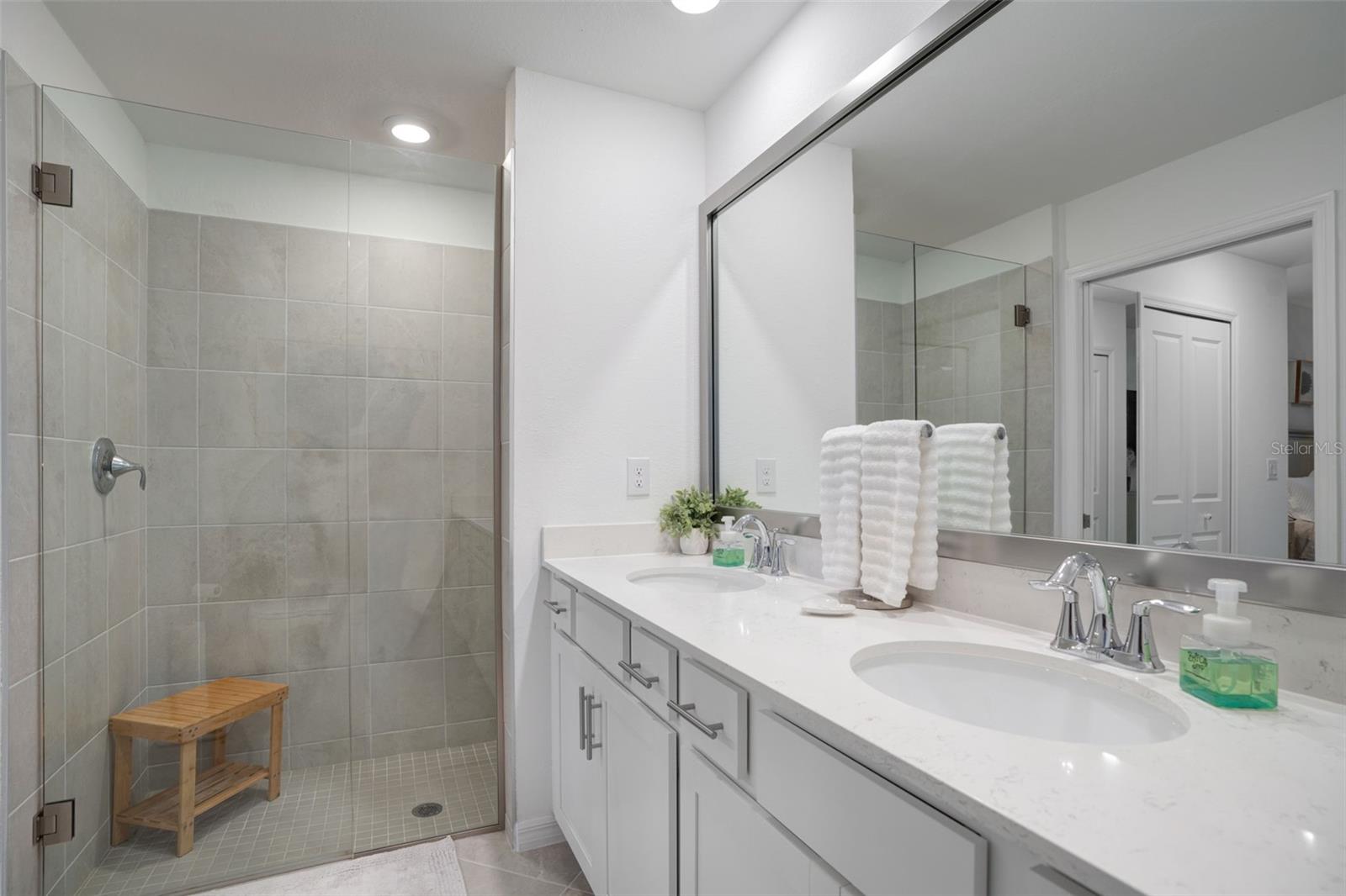 Image 7 of 25 For 12440 Wellen Golf Street 105