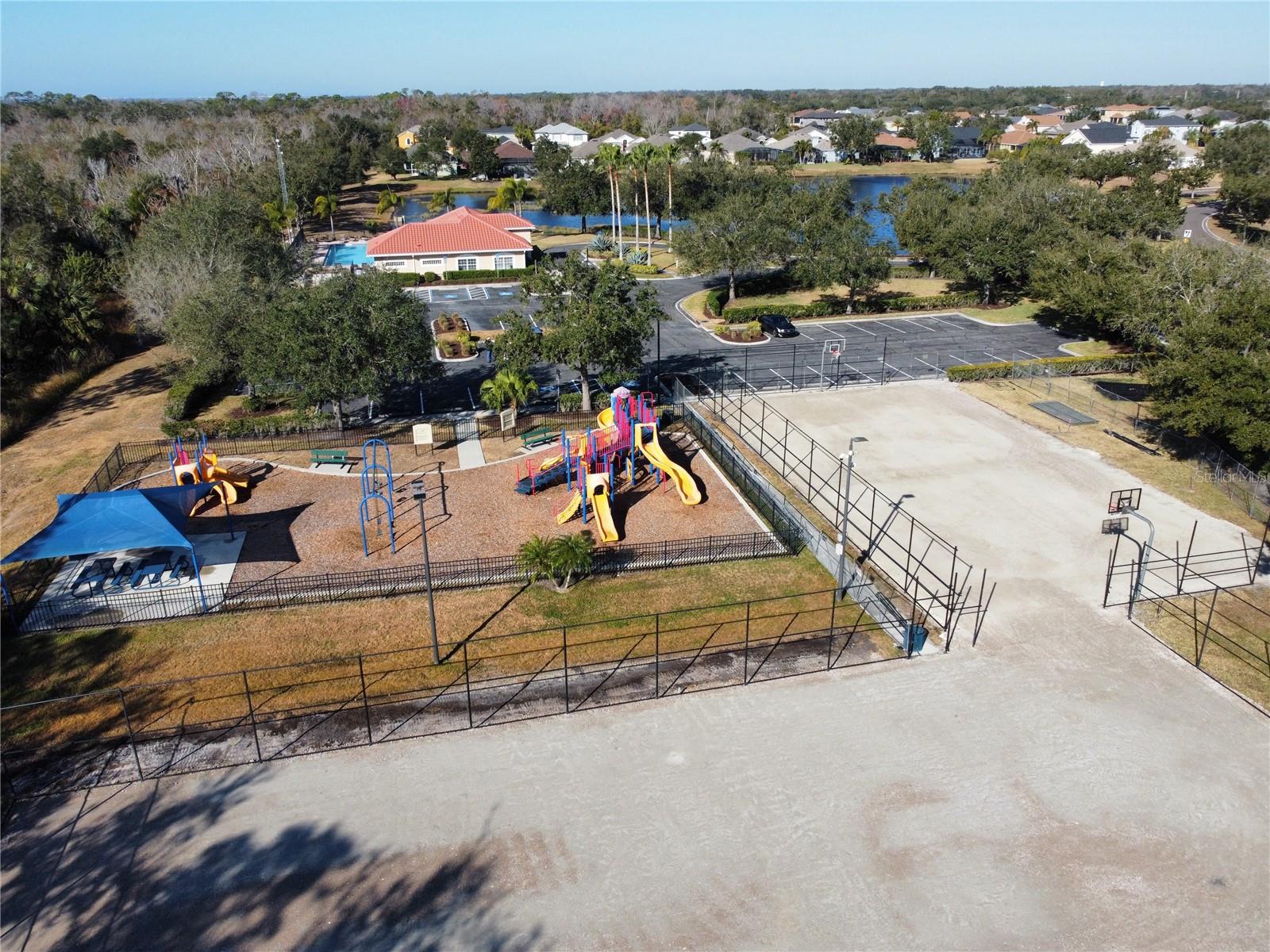 Image 27 of 34 For 12426 23rd Street E