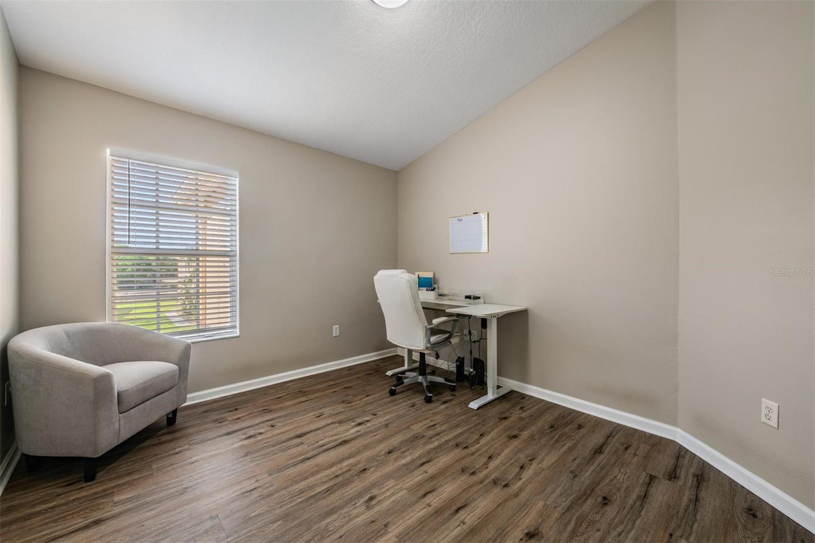 Image 21 of 33 For 2819 Conch Hollow Drive