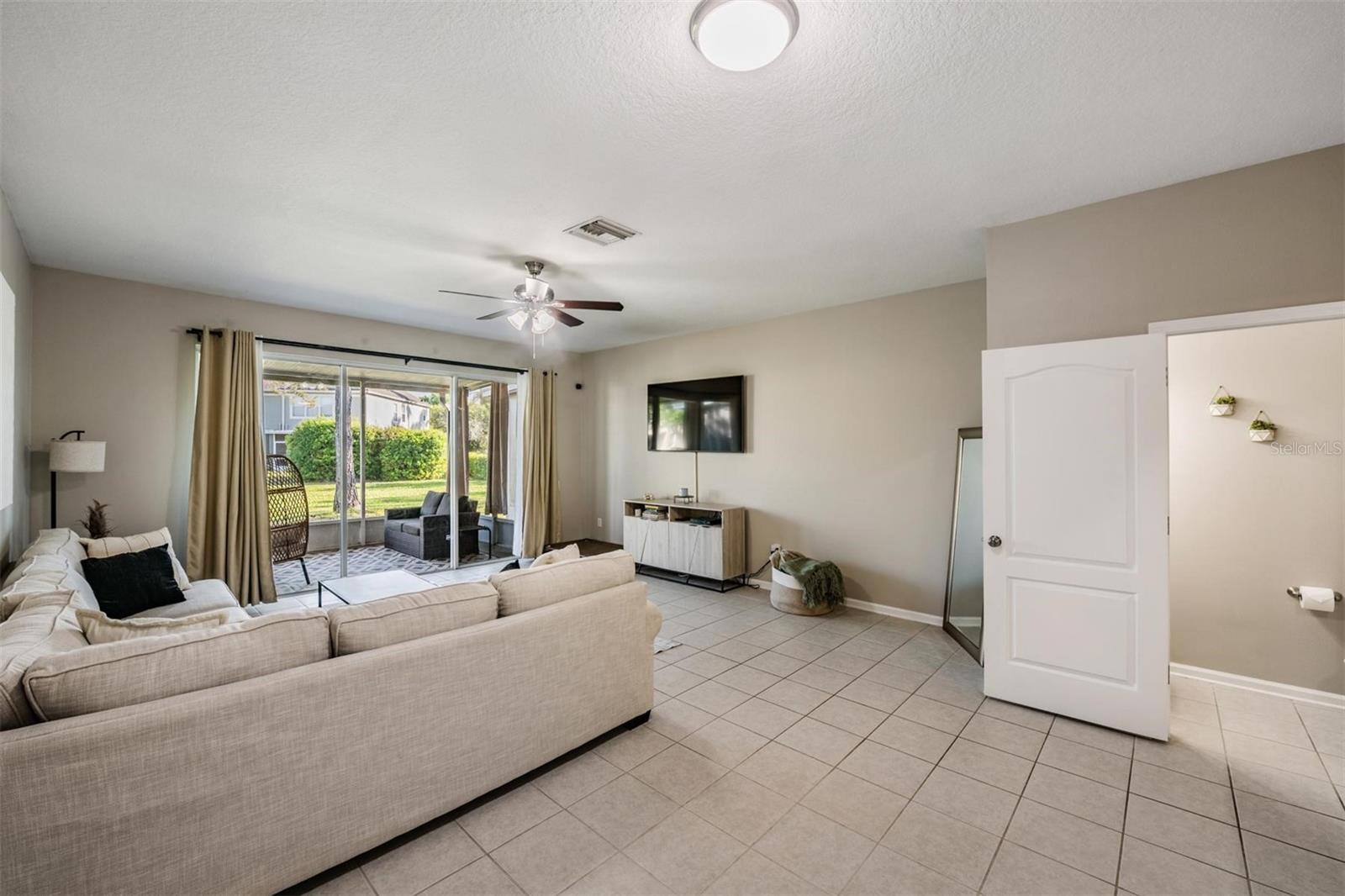 Image 9 of 33 For 2819 Conch Hollow Drive