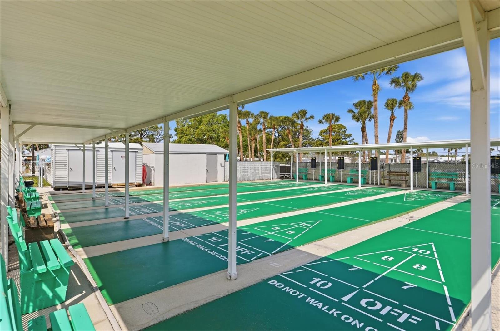 Image 27 of 34 For 1674 University Pkwy  41